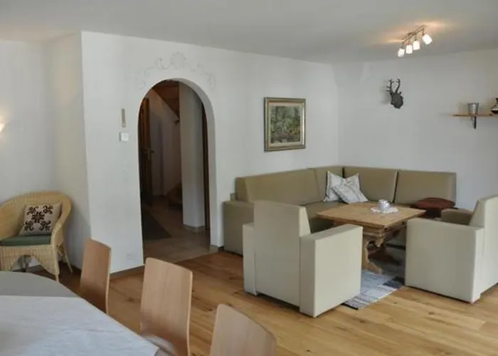 Appartement Chesa Semnadur H8 By Interhome *